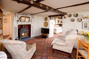 Sitting Room - click for photo gallery